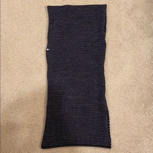 Smart wool infinity scarf